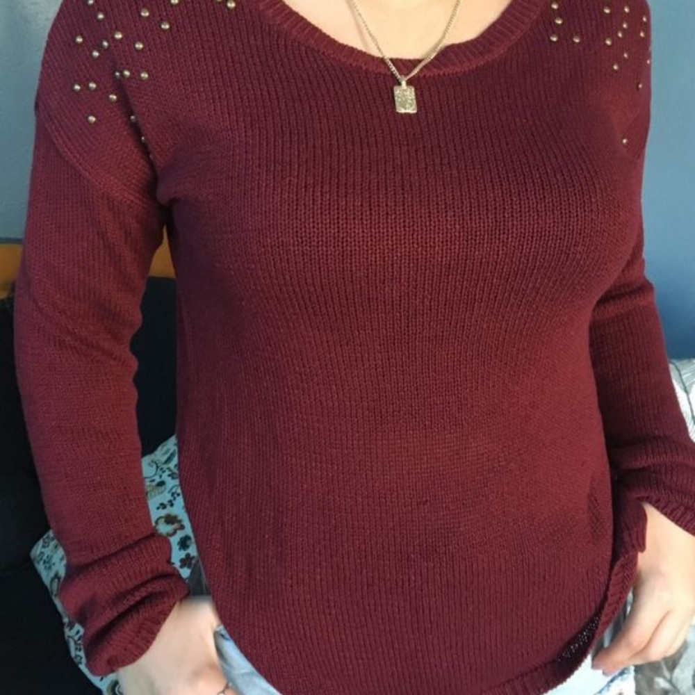 Top - Picture 2 of 2